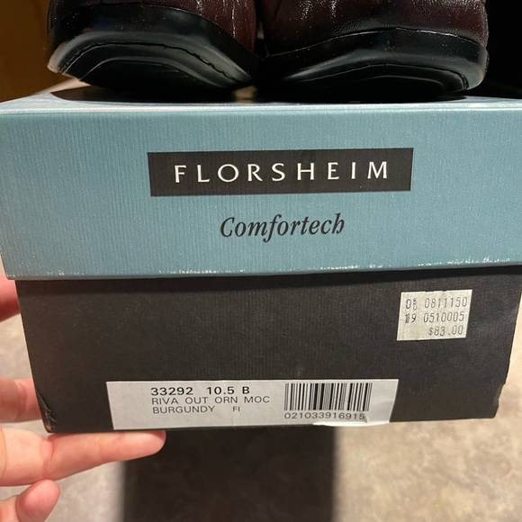 NIB Florsheim Burgundy Riva Loafers Size 10.5 B width - Picture 2 of 5